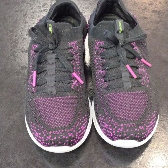 Skechers shoes - Picture 1 of 5